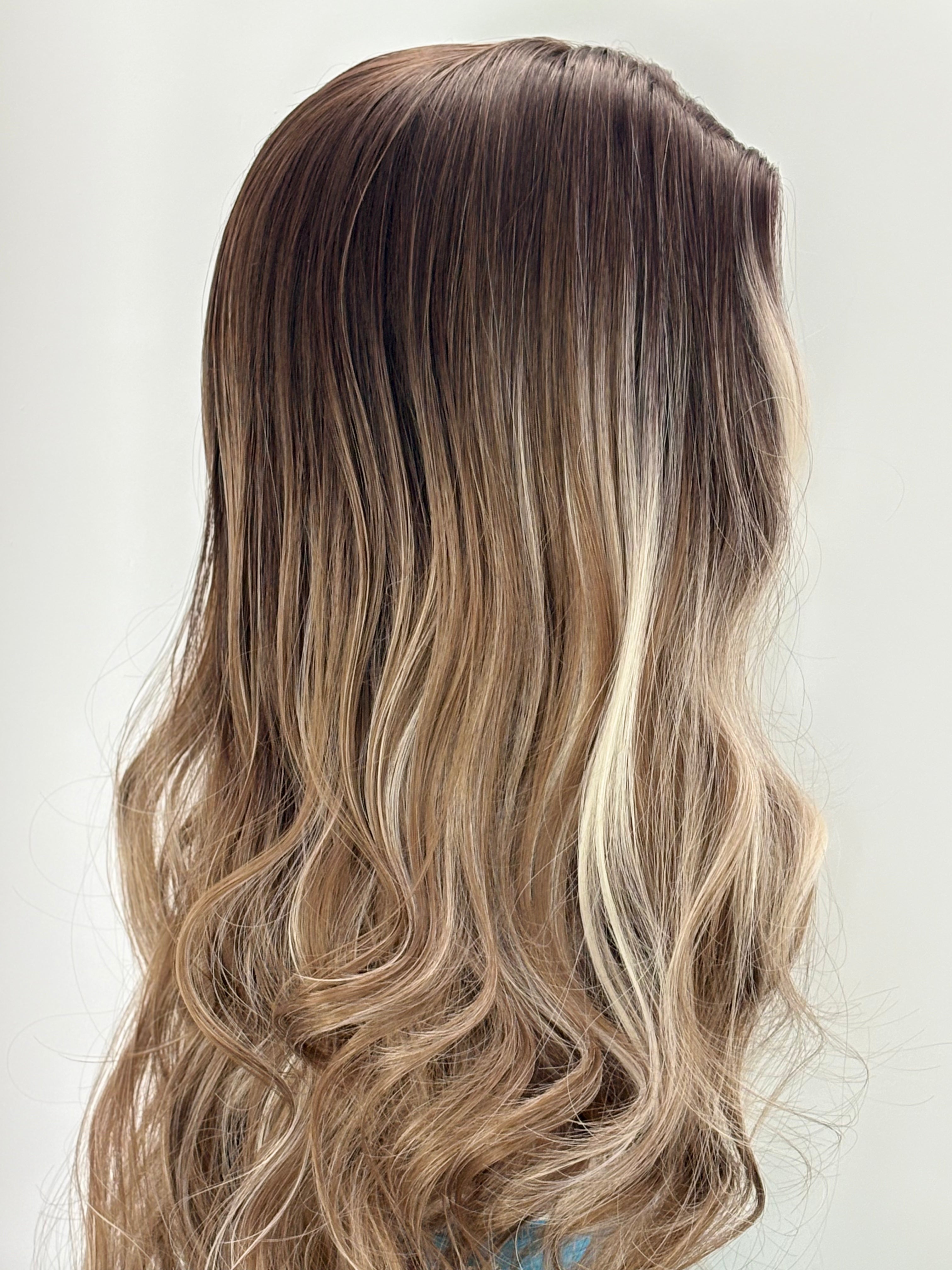 MIA SYNTHETIC FIBER WIG