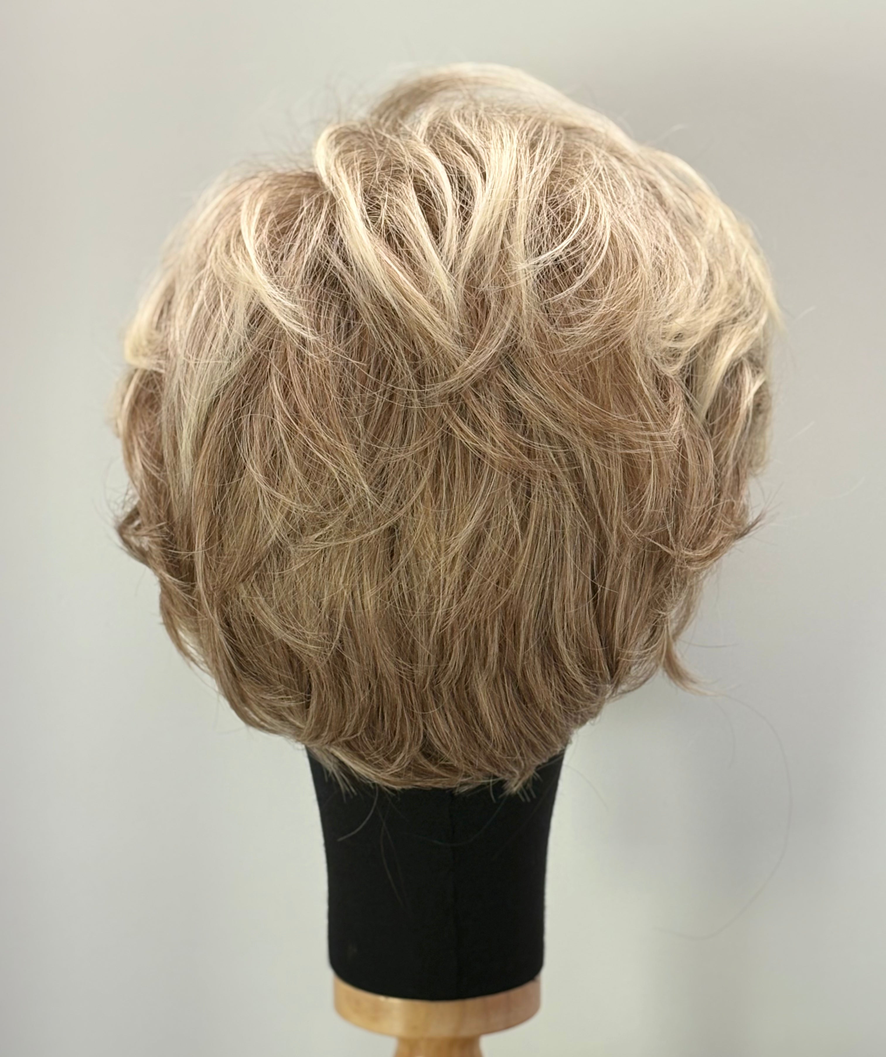 FRANKIE SYNTHETIC WIG