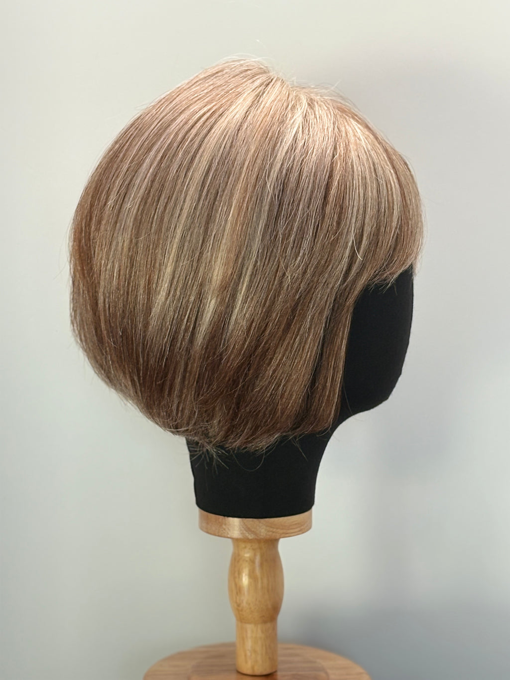 LUNA SYNTHETIC WIG