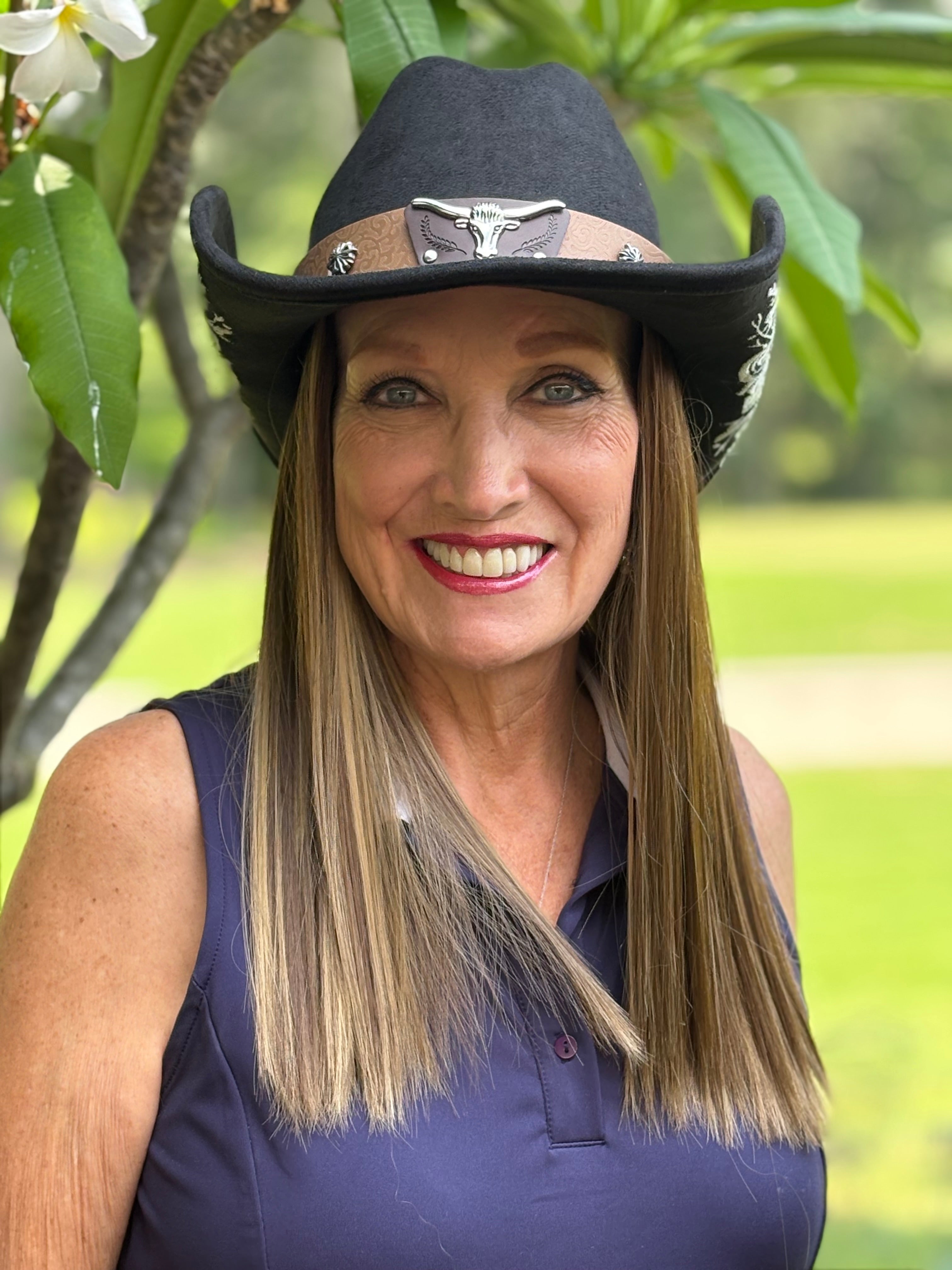 BLACK COWBOY HAT/ SYNTHETIC HAIR