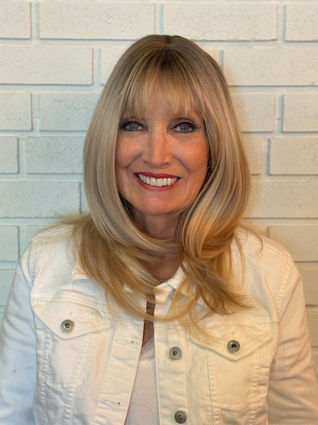 NOEL SYNTHETIC FIBER WIG