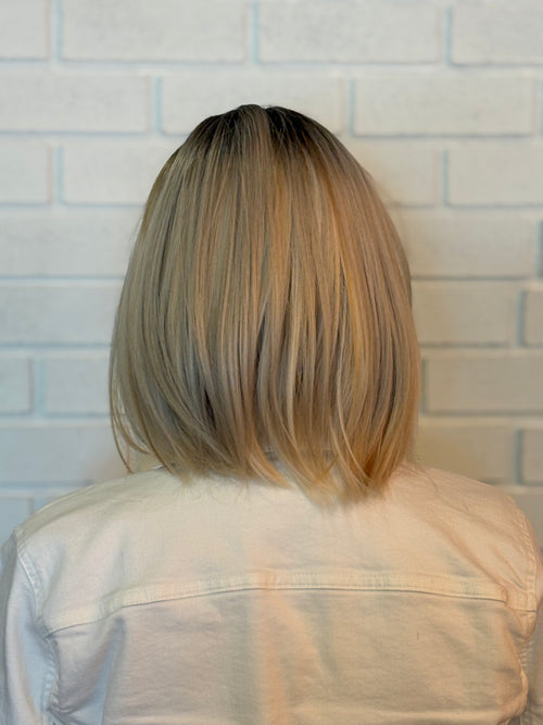AVERY SYNTHETIC FIBER WIG